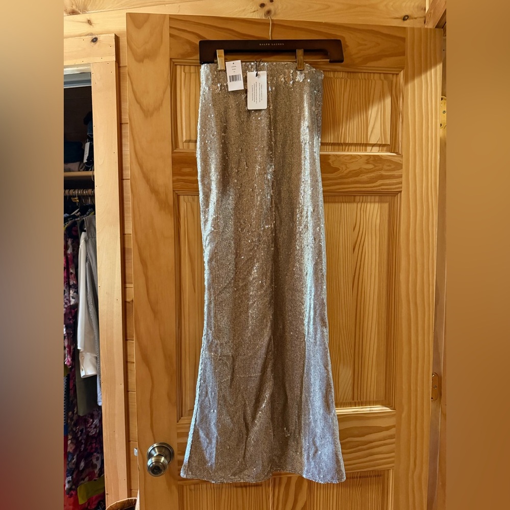 Sequin long skirt